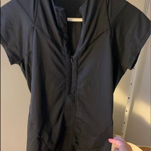 Lululemon workout top